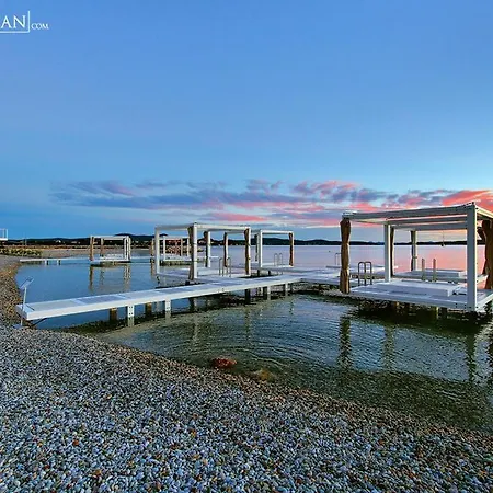 Apartmán Zvone, Sukosan-brand New *