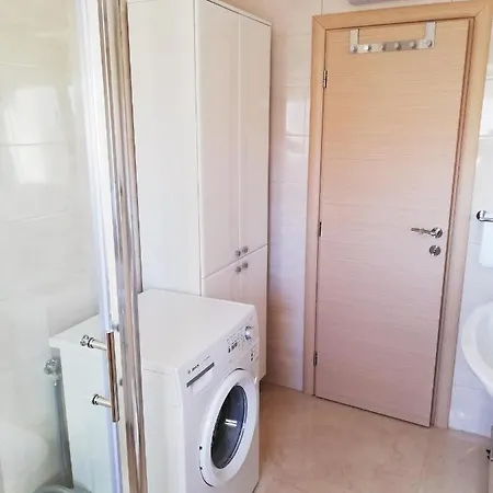 Zvone, Sukosan-brand New Apartmán