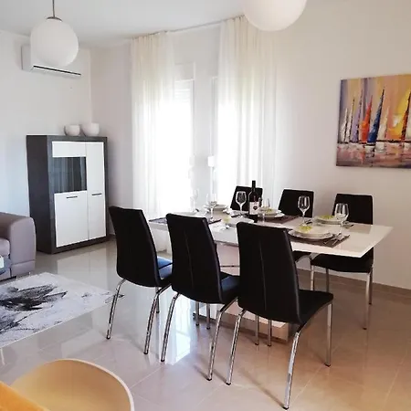 Apartment Zvone, Sukosan-brand New *